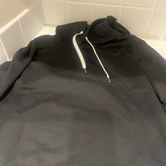 VUORI  HALO ESSENTIAL HODDIE IN BLACK HEATHER SIZE M - Picture 4 of 6